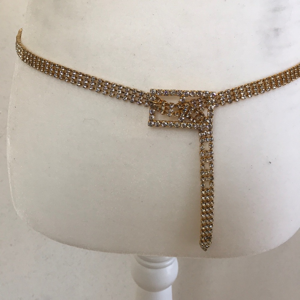 Thin gold metallic fashion belt